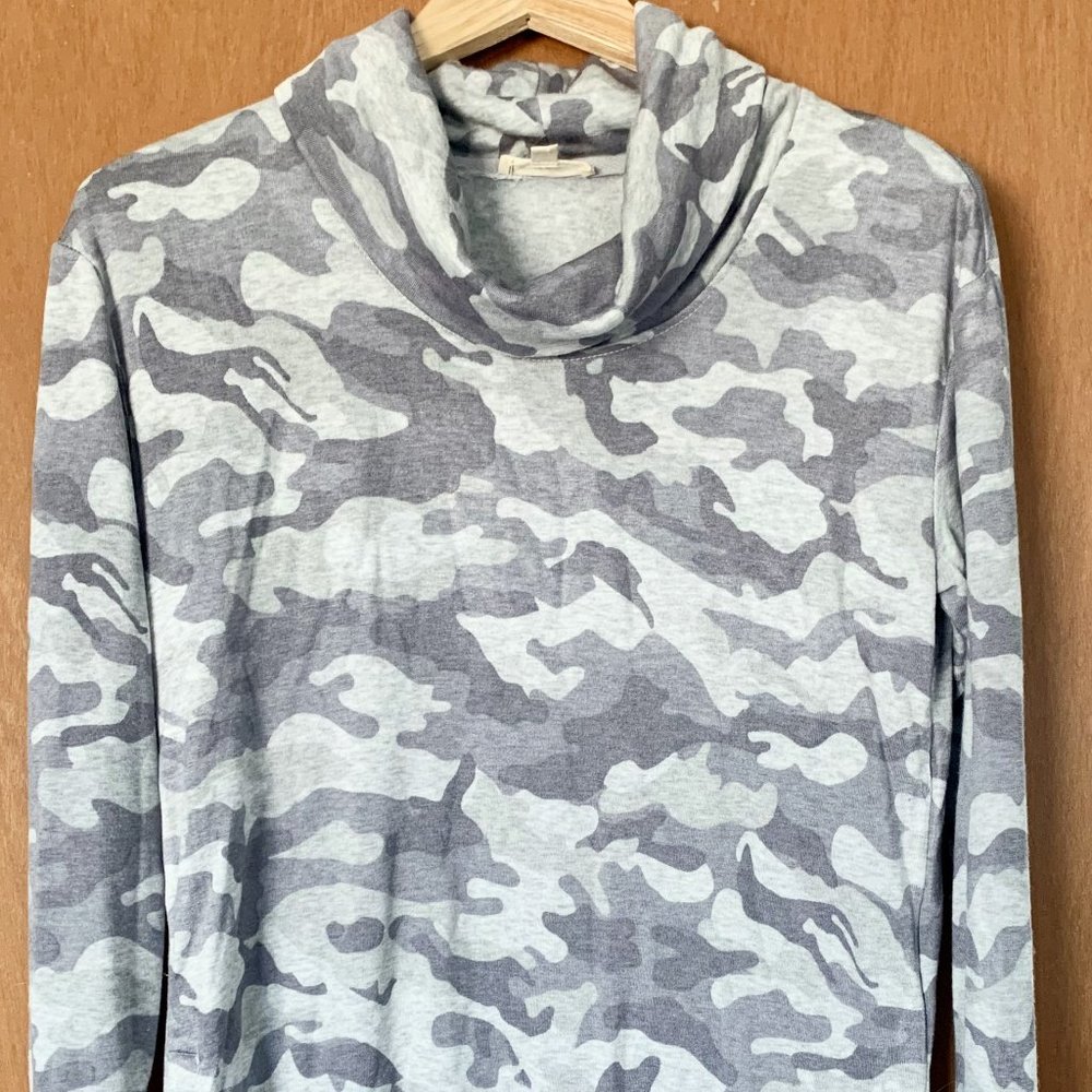 Shades of Gray Camo Cowl Neck Tunic Longer Sweatshirt Junior's Small Super Soft